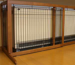 蓄熱式暖房機に柵を設置